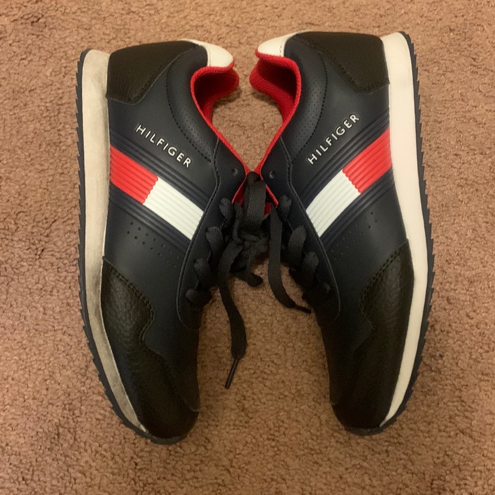 Brand new youth Tommy Hilfiger sneakers size 5